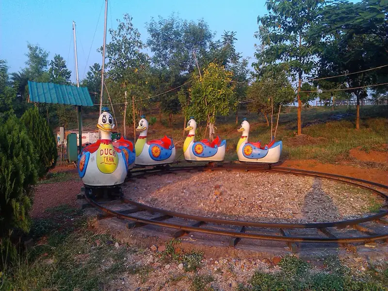 Nilkanthdham Swaminarayan Temple to Katni Cab